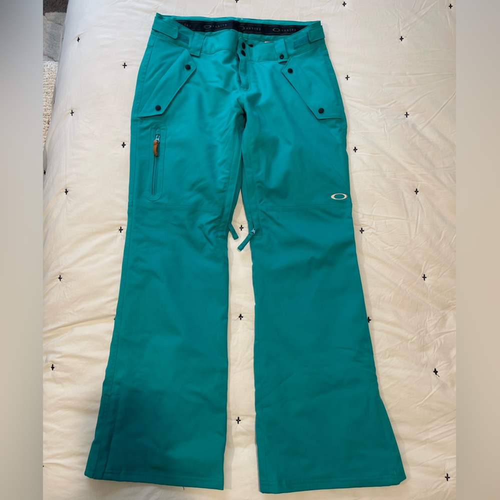 Women’s Oakley insulated ski pants